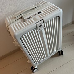 処分価格‼︎　キャリーケース  ほぼ新品★の画像