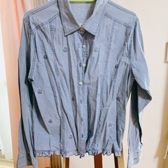 ブルー系 シャツ フリル