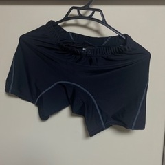 O'Neill（オニール）インナーパンツ黒（半袖）（XLサイズ）【お値段交渉可】 ＊サーフパンツの下に履く物になります！ の画像