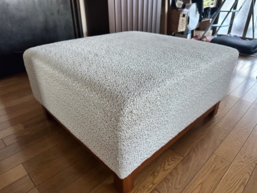 中古状態良好　オットマン　オシャレ　天然木