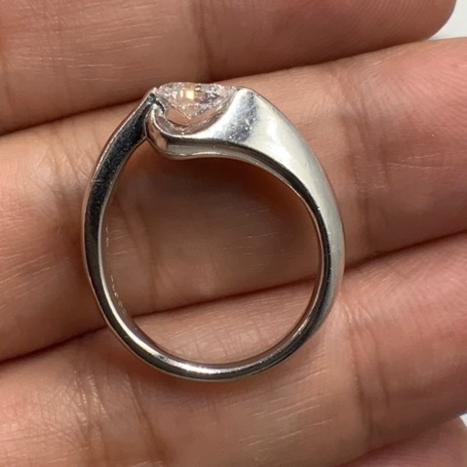 Pt900 プラチナ900 ダイヤモンド　リング　指輪　 0.561ct 9.2g 鑑定書付