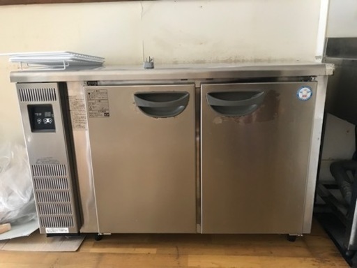 fukushima 業務用冷蔵庫　TMU-40RE2