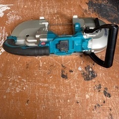 マキタ　バンドソーの画像