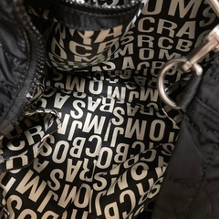 マークバイマークジェイコブス　バックの画像