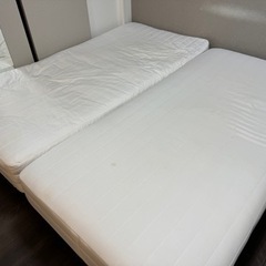 無印良品　脚付きマットレス　２つ