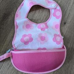 値下げします哺乳瓶・おでかけエプロンセットの画像