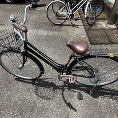 【受け渡し決定】ママチャリ　シティサイクル　黒　ギア付きの画像