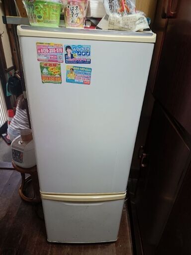 冷蔵庫 Refrigerator - Panasonic NR-B72W