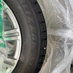 スタッドレスタイヤ　ブリザック　軽自動車用