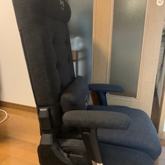 (値下げ)美品 バウヒュッテのゲーミングチェア 9月8日までの画像