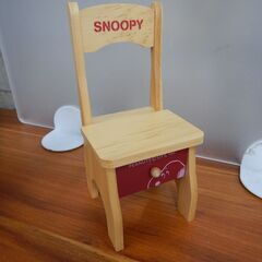 スヌーピー　ミニチュア・ファ二チャーハイチェスト・タイプ（赤）家具　ぬいぐるみの画像
