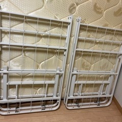 [今週取引歓迎]折りたためるベッドフレームの画像