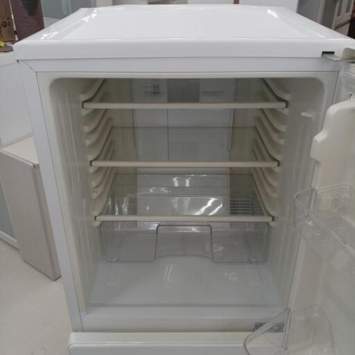 2ドア冷蔵庫ユーイングUR-F110H2017年製高さ(H)108× 幅(W)47.9× 奥行(D