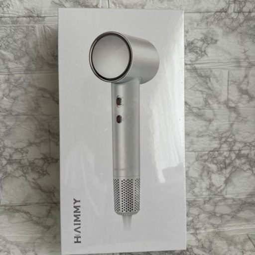 ヘアドライヤー 新品マイナスイオン 1300W ハイパワー　ホワイト