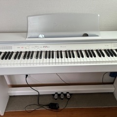 CASIO　電子ピアノ　PX-760WE