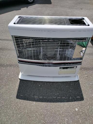 動作品 TOYOTOMI トヨトミ 半密閉式ストーブ HR-650B 2011年製 煙突式石油ストーブ
