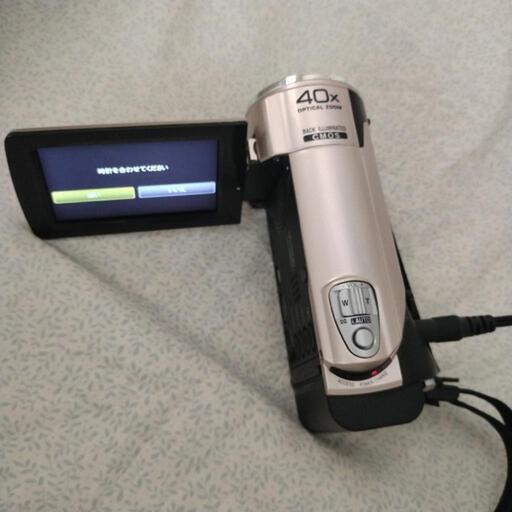 【手渡し特別価格】JVCケンウッド　ビデオカメラ【ACアダプター付】【バッテリー付】