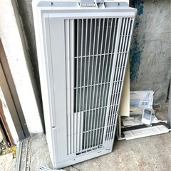 札幌市内配送可 美品 21年製 コロナ ルームエアコン ウインドエアコン CW-