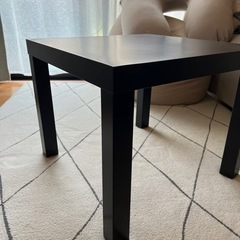 テーブル
