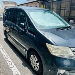 日産セレナ8人乗りの画像