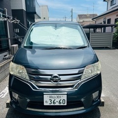 日産セレナ8人乗りの画像