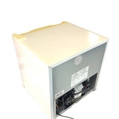 YAMADA ノンフロン冷蔵庫 YRZ-C05B1 冷蔵庫 冷凍ストッカー 1ドア ノンフロン　冷蔵庫 1ドア ホワイト 家電 45L 2016年製 動作品 の画像