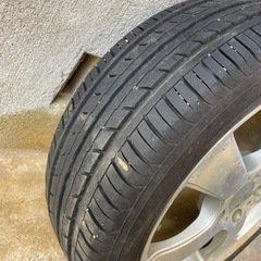 車のパーツ タイヤ、ホイールの画像