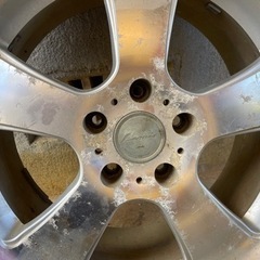 車のパーツ タイヤ、ホイールの画像