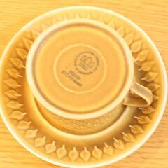 デンマークKronjyden(クロニーデン)社のJens H. Quistgaard(イェンス・クイストゴー)デザインRelief(レリーフ) カップ&ソーサー。木の葉の柄が愛らしいコーヒーカップ。の画像