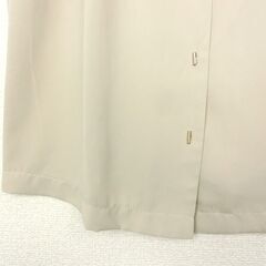 【おみせっち】SISVEIL とろみ半袖ブラウス 金ボタン 38(Mサイズ) ベージュ シスベイル レディースの画像