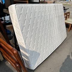 ☆無料☆マットキレイめ　セミダブルベッドセット