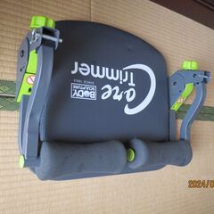 【フイットネスマシン　腹筋運動補助器具】腹筋運動時に腰の部分をバネで補助してくれるので楽に運動が出来ます。の画像