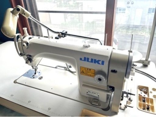 【中古】JUKI(ジューキ)　１本針本縫ミシン　DDL-8700-7【札幌近郊のみの受渡】
