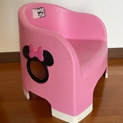 ミニー　子供椅子