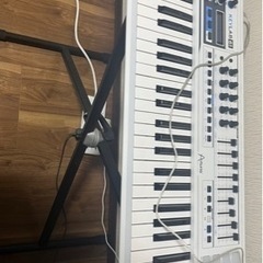 AUTURIA  KEYLAB61 シンセサイザー　ジャンク