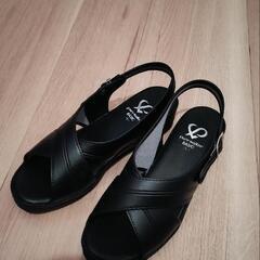 黒いサンダル