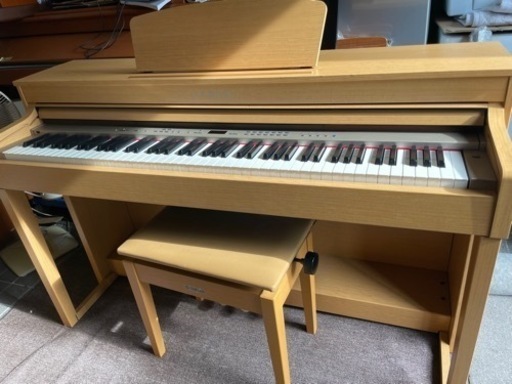 中古美品YAMAHA クラビノーバ CLP-430C 2014年製　ヘッドホンと高低調整可専用椅子付き