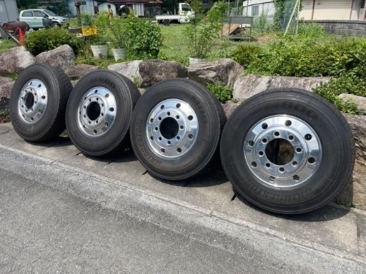 BSアルミ+11R22.5 16PR 4本