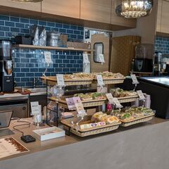 【オープニングスタッフ募集！サンドイッチ＆ジェラートカフェスタッ...