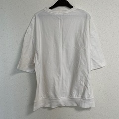 GU ホワイト Tシャツの画像
