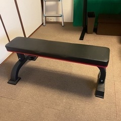 トレーニングベンチ