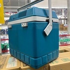 ポータブル冷蔵庫キャンプ、釣りの画像