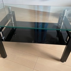 テーブル