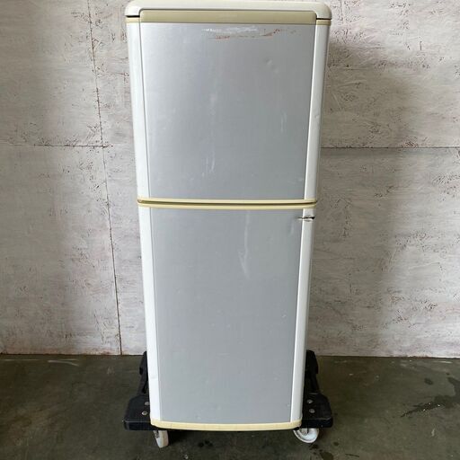 【ジモティー限定特価】 シャープ冷凍冷蔵庫 2ドア 140L 冷蔵100L 冷凍 40L 2004年製 Y0071