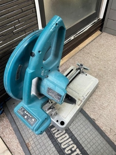 マキタ　355mm 充電式切断機 LW141D 