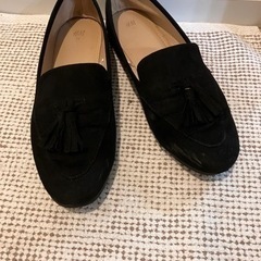 H&Mのローファーパンプス
