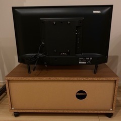 【美品】Hisense32型テレビ&テレビボードの画像