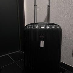 スーツケース　キャリーケースの画像