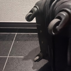 スーツケース　キャリーケースの画像