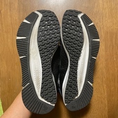 NEW BALANCE スニーカーの画像